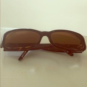 Christie Brinkley Sunglasses with case